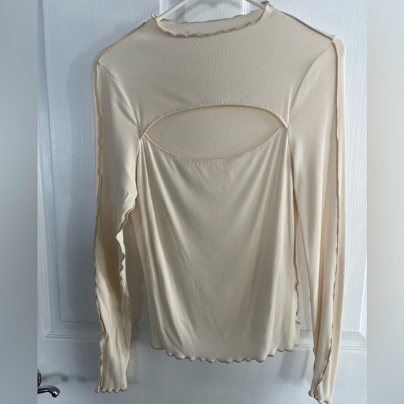 Winston Cutout Top - Picture 2 of 5